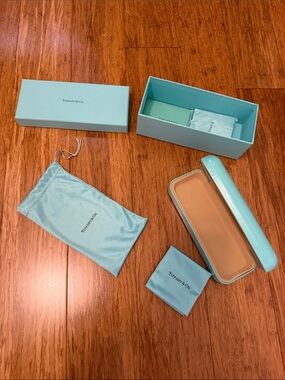 Tiffany & Co. Signature Blue Eyewear Case Set brand new never used
